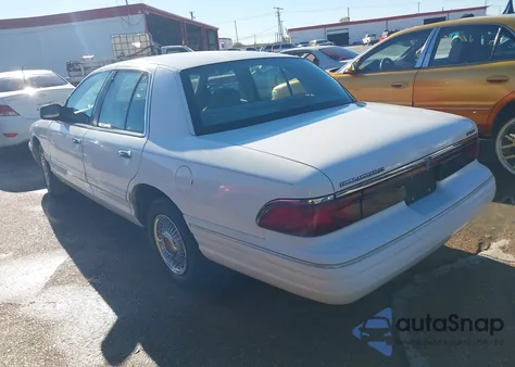 1997 Mercury Grand Marquis Gs z USA, uszkodzony, nr VIN 2MELM74W8VX645950